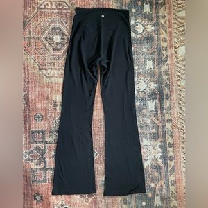 Lululemon Groove Super High Rise Flared Pant Nulu Regular Black Size 6